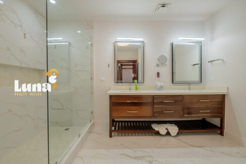 Royal-Kahal-Unit-302-April_2026-LIGH7134-HDR-1280x853