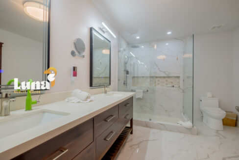 Royal-Kahal-Unit-302-April_2026-LIGH7260-HDR-1280x853