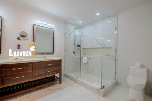 Royal-Kahal-Unit-302-April_2026-LIGH7296-HDR-1280x853