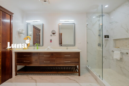 Royal-Kahal-Unit-302-April_2026-LIGH7314-HDR-1280x853