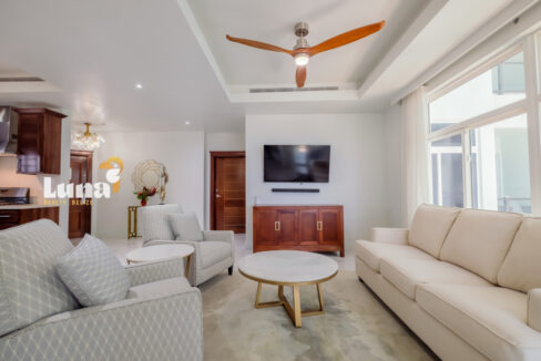 Royal-Kahal-Unit-304-May_2026-LIGH1306-HDR-1280x853
