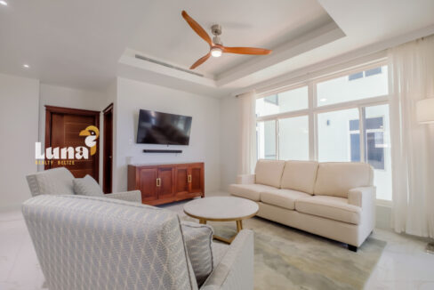 Royal-Kahal-Unit-304-May_2026-LIGH1324-HDR-1280x853