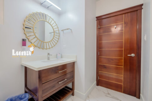 Royal-Kahal-Unit-304-May_2026-LIGH1504-HDR-1280x853