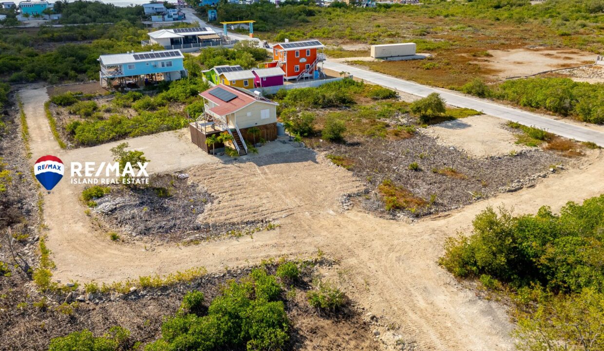 SECRET-BEACH-PARCEL-8350-RESIZED-WATERMARKED-2