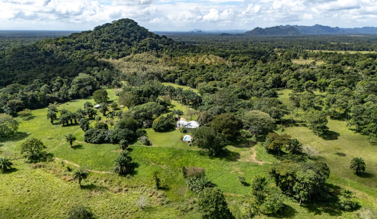 Sirmoor20Hill20Ranch20Estate20Toledo20Belize2001