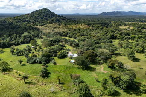 Sirmoor20Hill20Ranch20Estate20Toledo20Belize2001