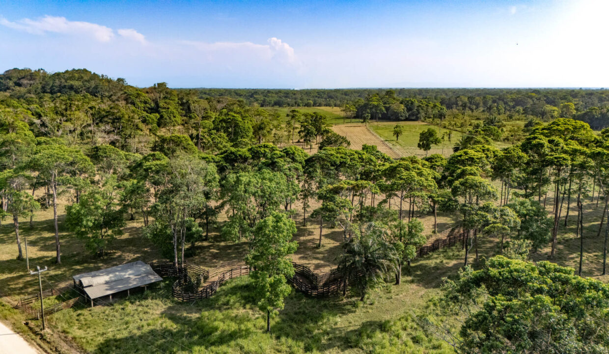 Sirmoor20Hill20Ranch20Estate20Toledo20Belize2005