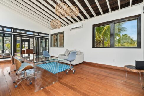 132-SunBay-San-Pedro-Belize-Office-1024x683