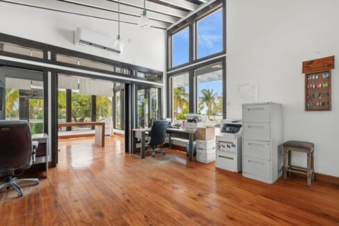 137-SunBay-San-Pedro-Belize-Office-1024x683