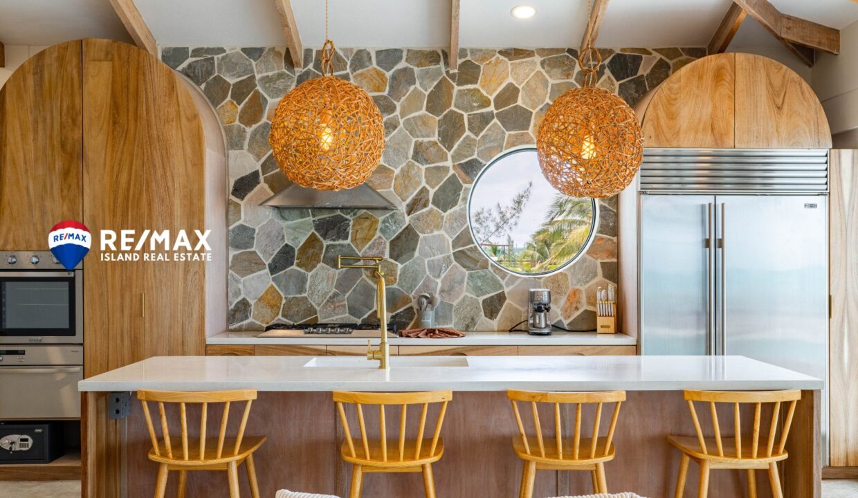 CASA-BOMBA-RESIZED-WATERMARKED-14