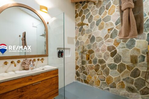 CASA-BOMBA-RESIZED-WATERMARKED-20