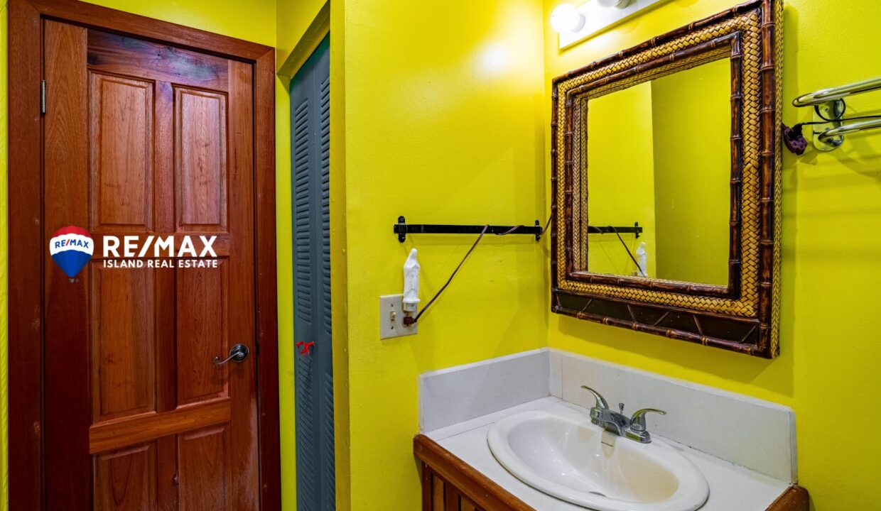CASA-SEAHORSE-RESIZED-WATERMARKED-18