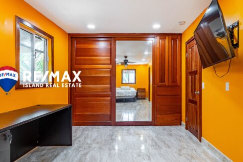 CASA-SEAHORSE-RESIZED-WATERMARKED-25