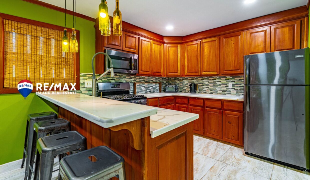 CASA-SEAHORSE-RESIZED-WATERMARKED-9