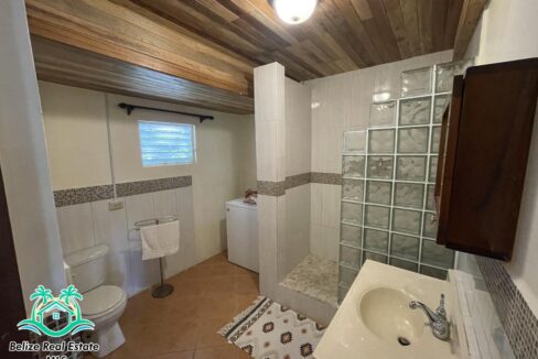 Beautiful Riverfront Home in Burrell Boom