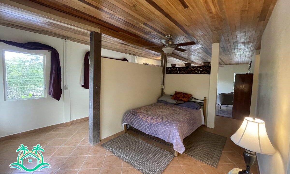 Beautiful Riverfront Home in Burrell Boom