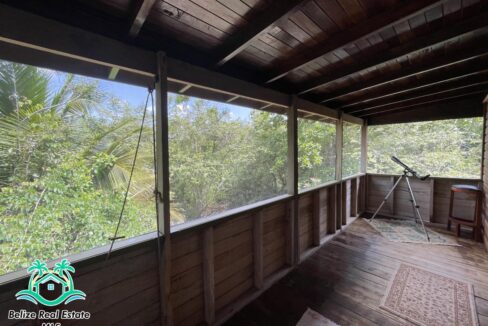 Beautiful Riverfront Home in Burrell Boom