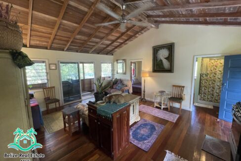 Beautiful Riverfront Home in Burrell Boom