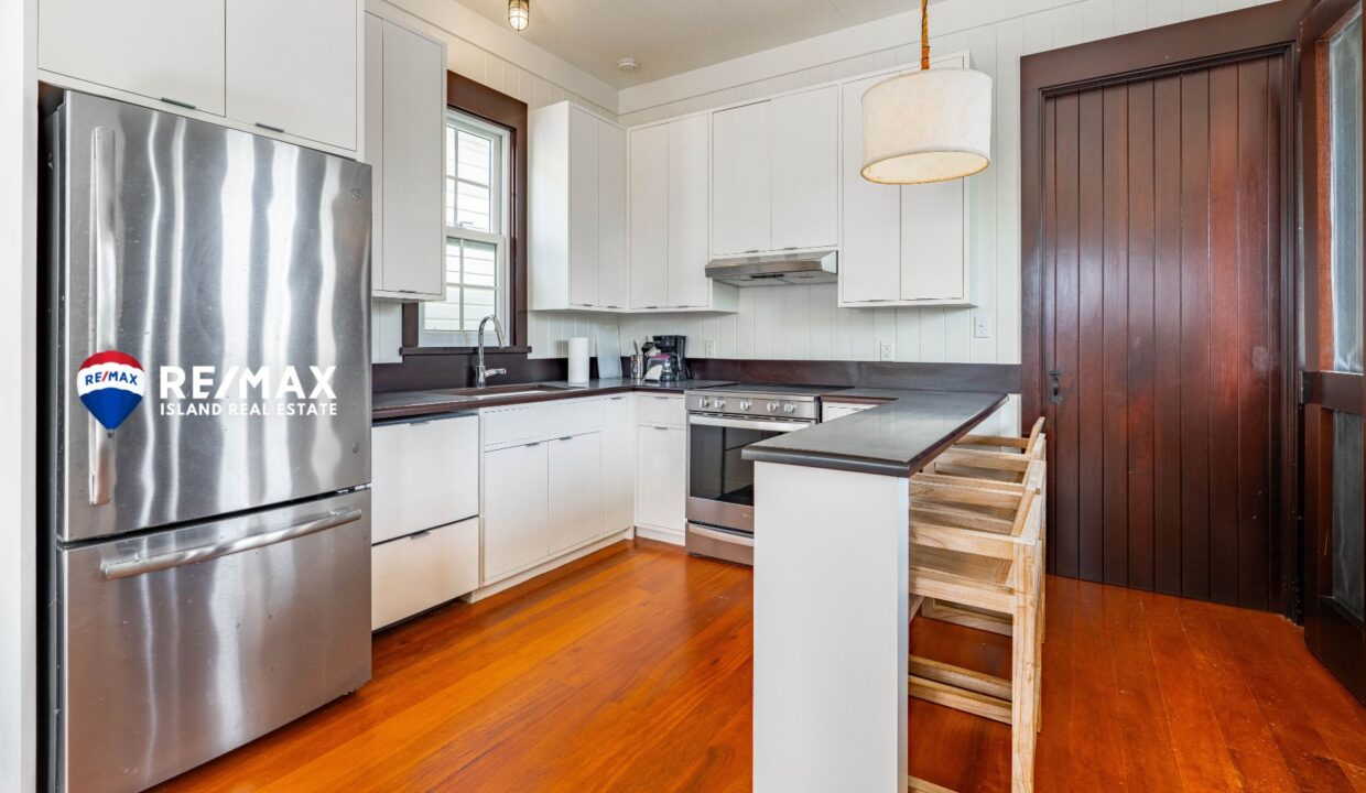 MAHOGANY-BAY-UNIT-436C-RESIZED-WATERMARKED-11