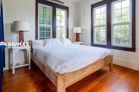 MAHOGANY-BAY-UNIT-436C-RESIZED-WATERMARKED-13 (1)