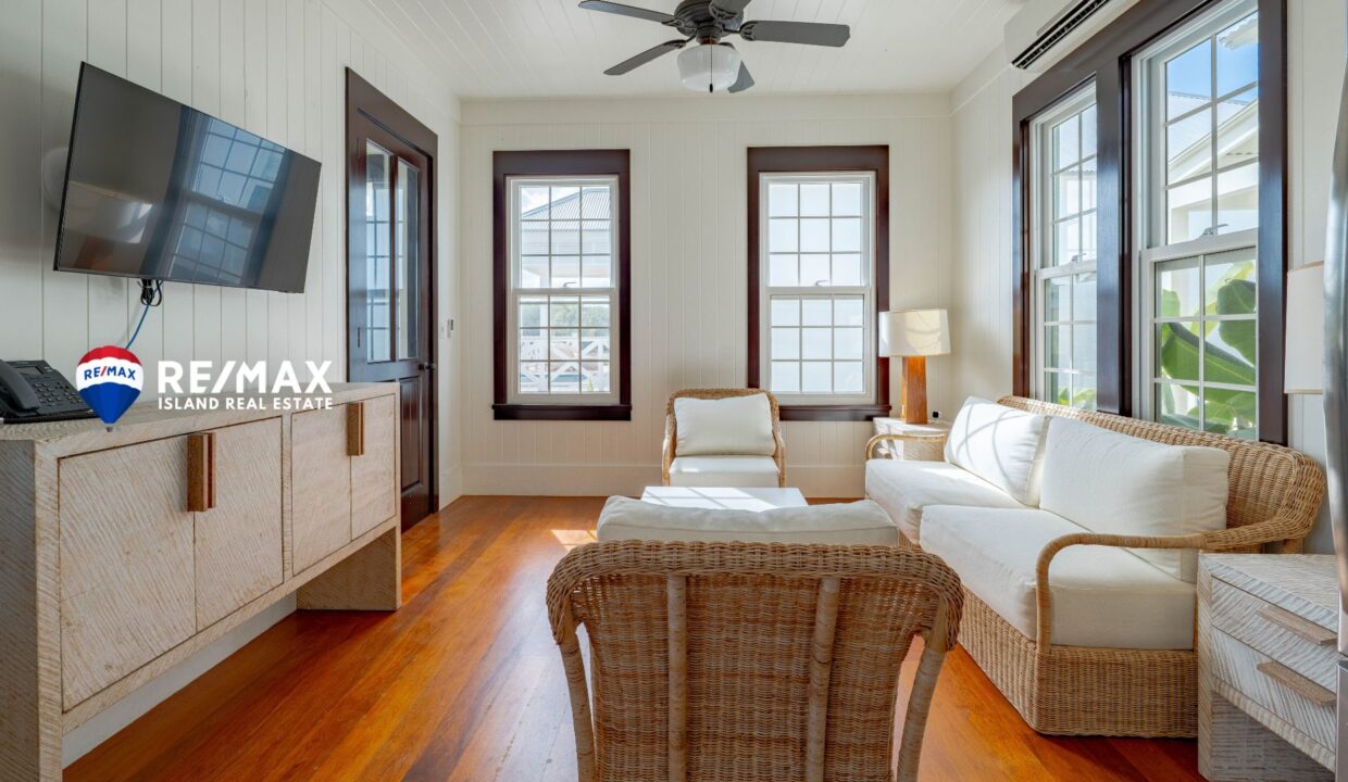 MAHOGANY-BAY-UNIT-436C-RESIZED-WATERMARKED-8 (1)