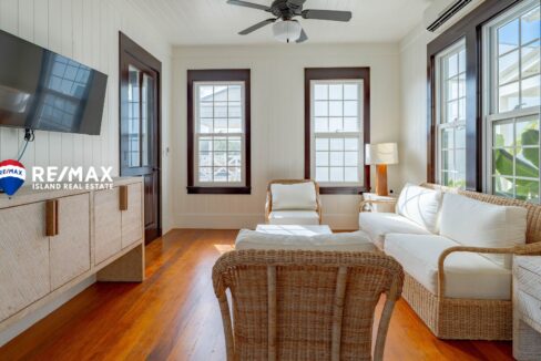 MAHOGANY-BAY-UNIT-436C-RESIZED-WATERMARKED-8