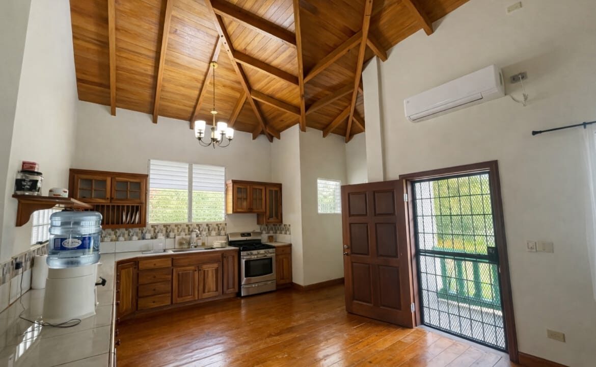 PR-H113-Dangriga-Kitchen1-1170x785