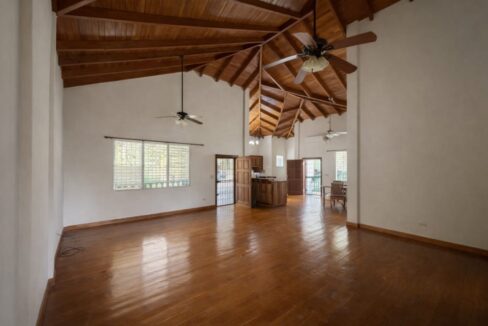 PR-H113-Dangriga-Living-room2-1170x785