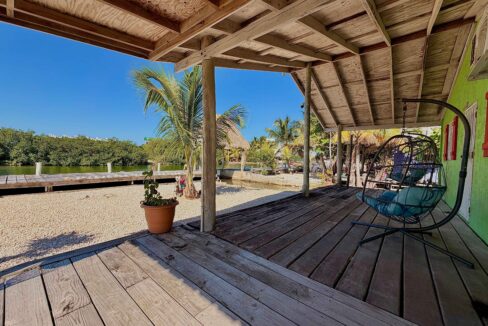 belize-waterfront-real-estate-investment-home
