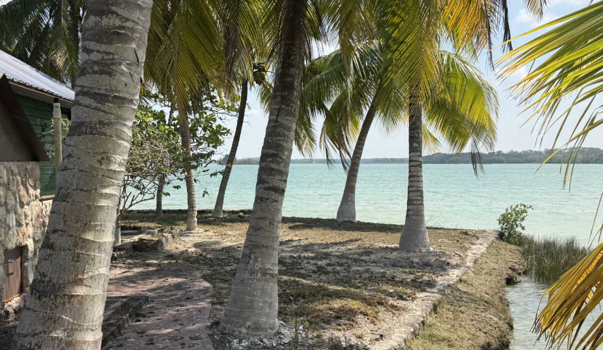 northern-belize-waterfront-land