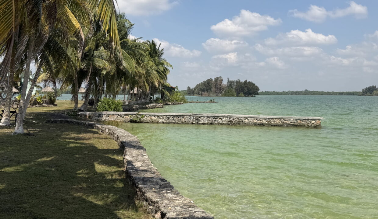 tropical-waterfront-property-belize