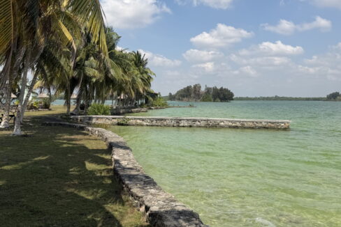 tropical-waterfront-property-belize