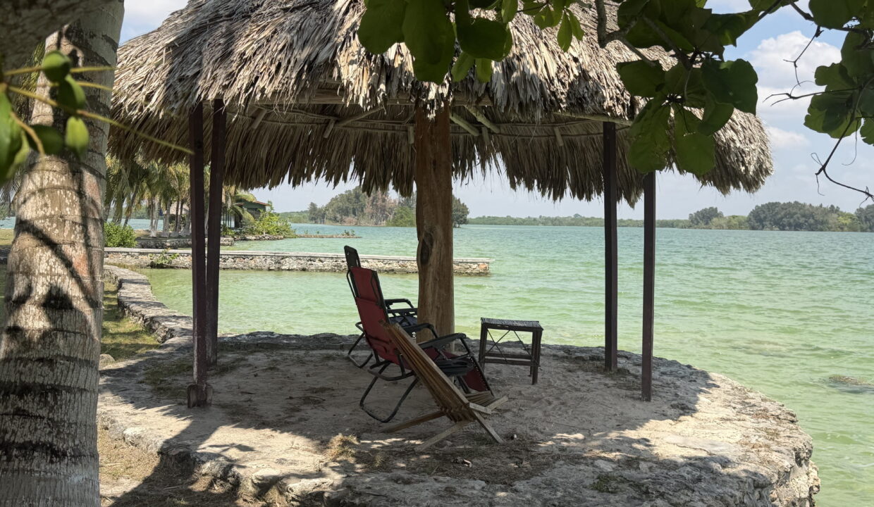 waterfront-acreage-belize