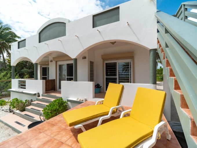 Reef View Beachfront Home, 3 Parcels!
