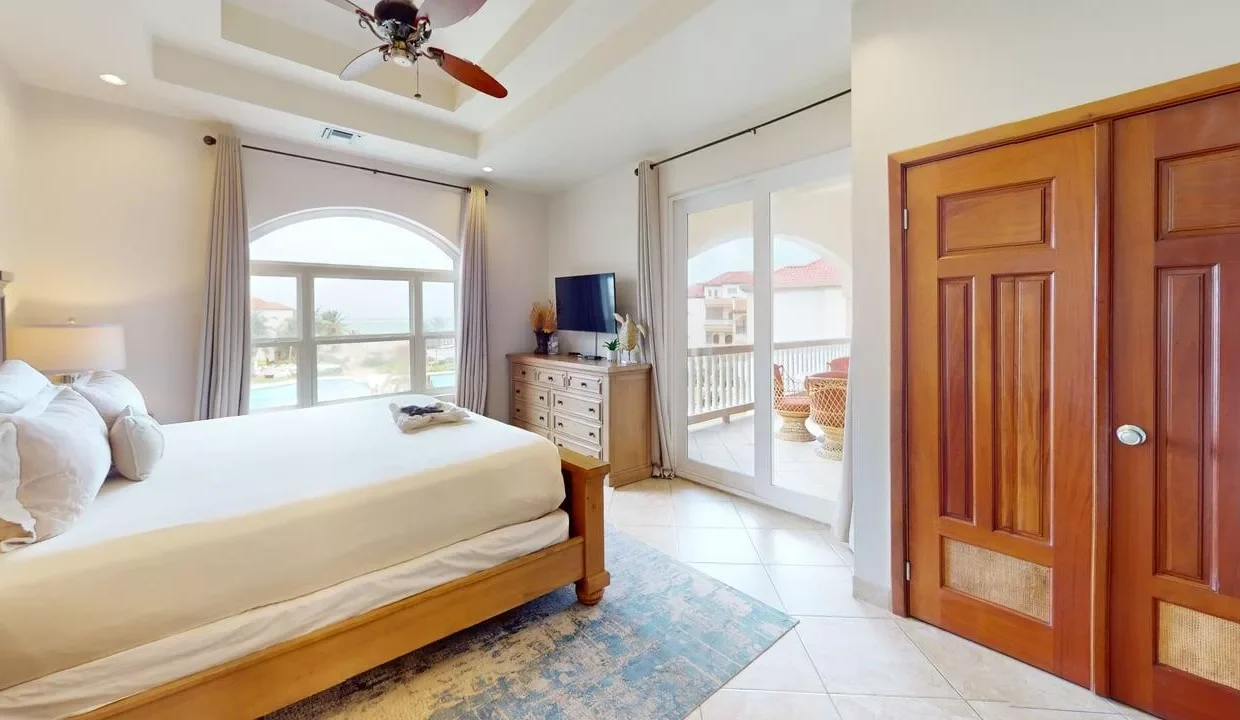 Grand-Caribe-F9-Bedroom-3
