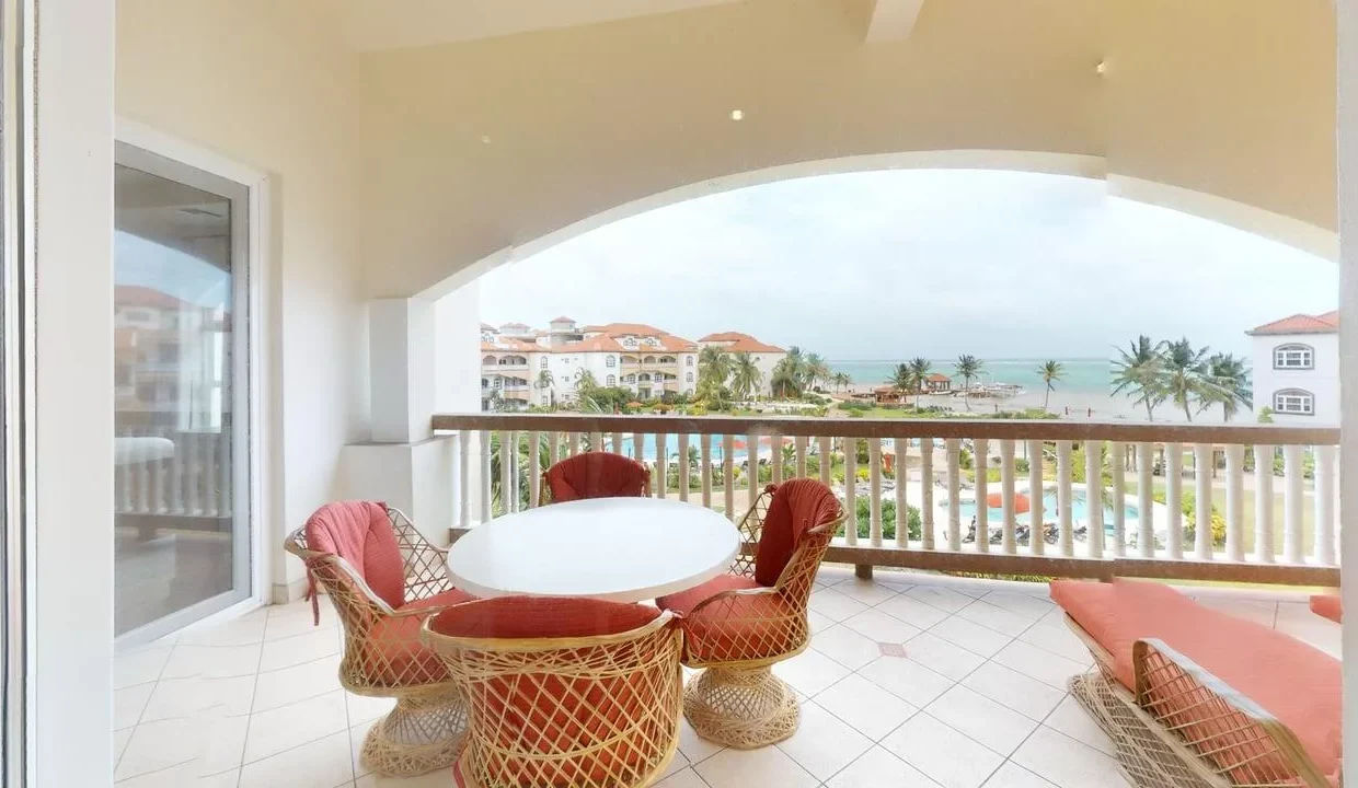 Grand-Caribe-F9-Living-Room