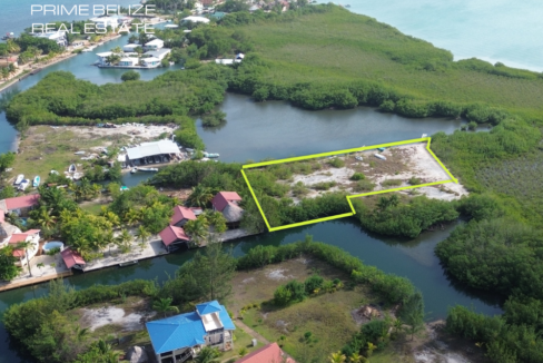 PL0232-1_38-Acres-behind-placencia-village-