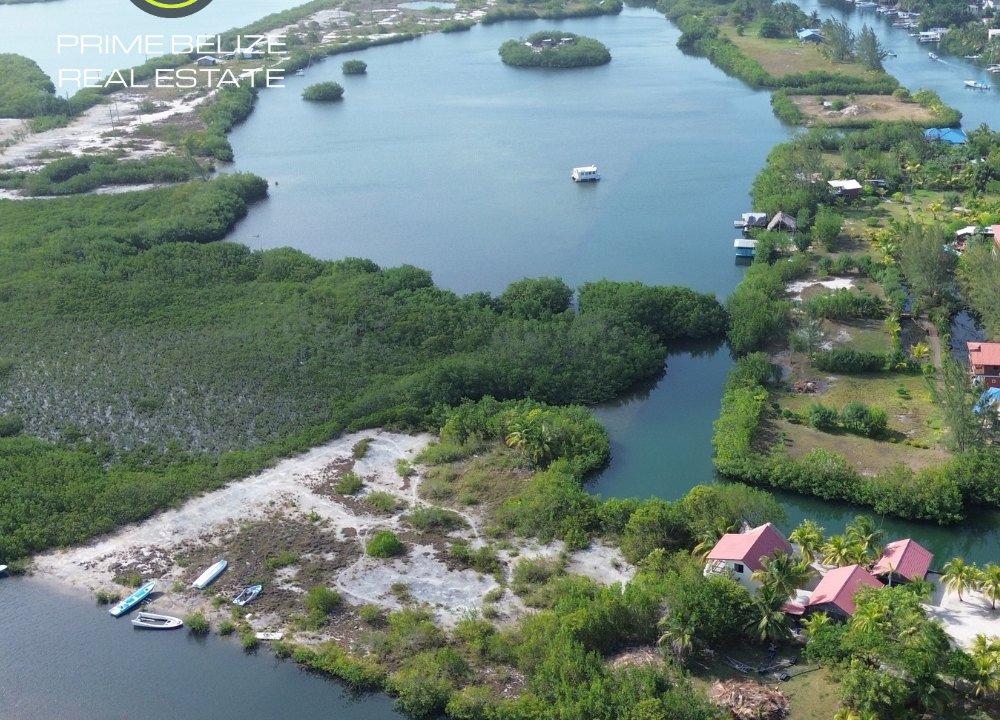 PL0232-over-an-acre-parcel-Placencia