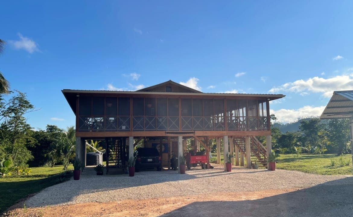 PR-F108-09-house-front-facade-3-1170x785