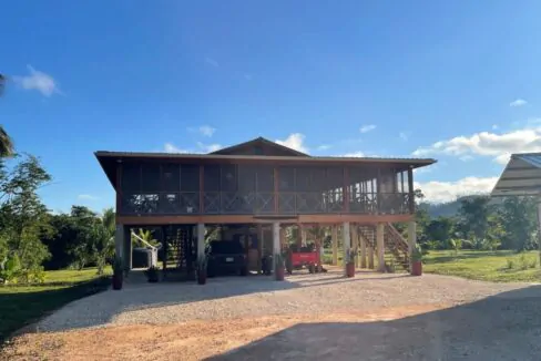 PR-F108-09-house-front-facade-3-1170x785