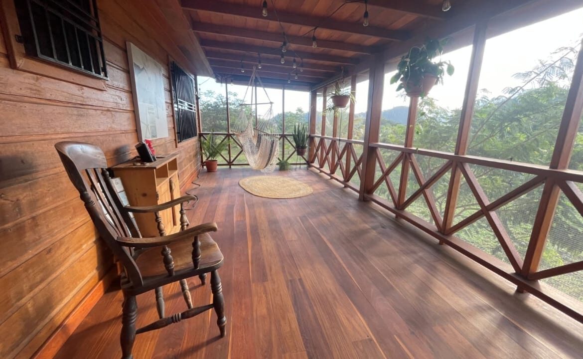 PR-F108-18-covered-porch-1-1170x785