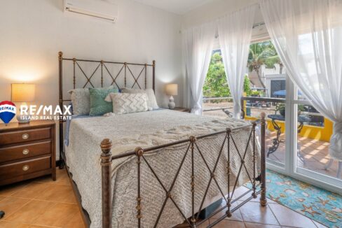 MARALAGUNA-VILLA-5227-H72-VILLA-GOOD-VIBES-RESIZED-WATERMARKED-16