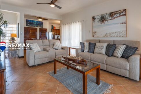 MARALAGUNA-VILLA-5227-H72-VILLA-GOOD-VIBES-RESIZED-WATERMARKED-21