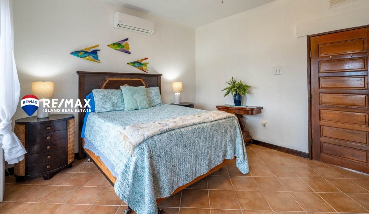 MARALAGUNA-VILLA-5227-H72-VILLA-GOOD-VIBES-RESIZED-WATERMARKED-29