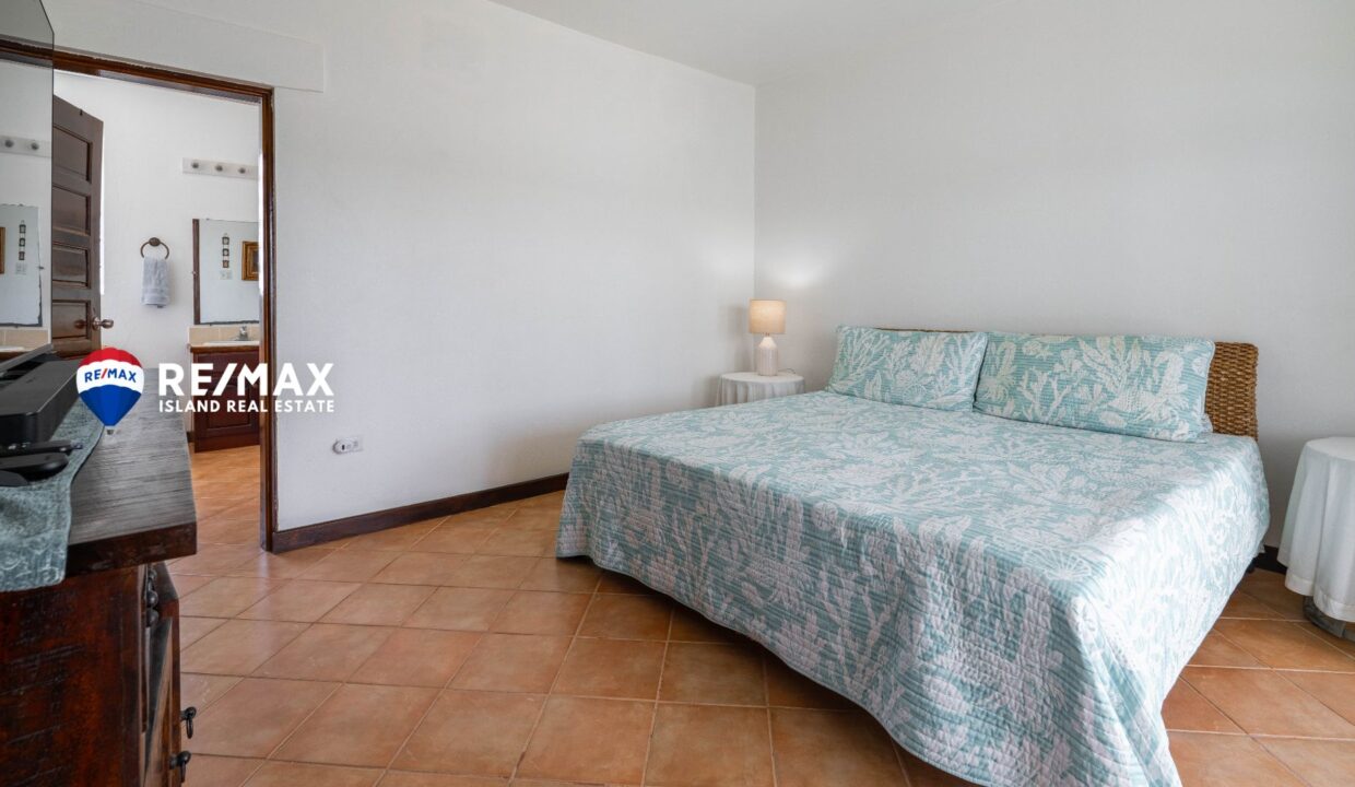 MARALAGUNA-VILLA-5227-H72-VILLA-GOOD-VIBES-RESIZED-WATERMARKED-36