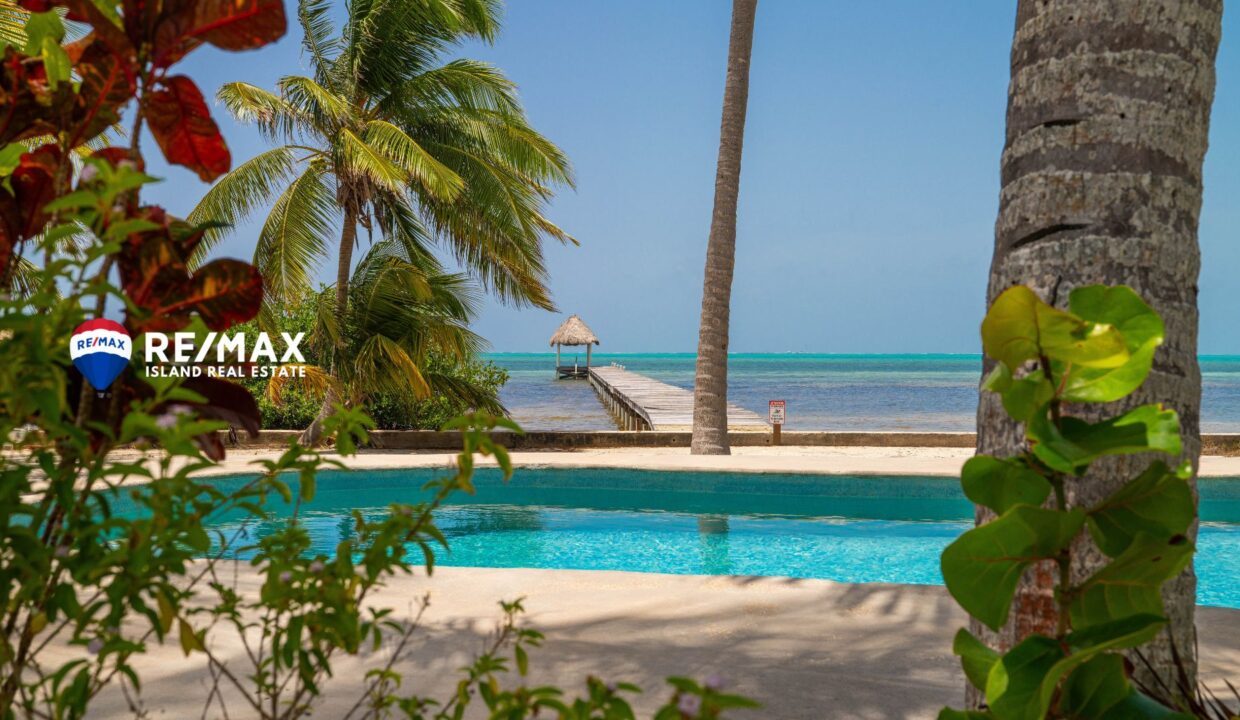 VIEW-THE-BLUE-BEACHFRONT-HOME-RESIZED-WATERMARKED-2