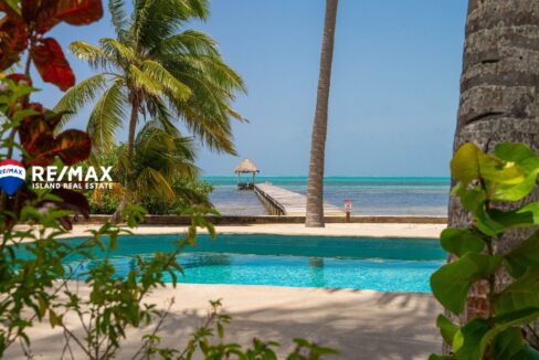 VIEW-THE-BLUE-BEACHFRONT-HOME-RESIZED-WATERMARKED-2