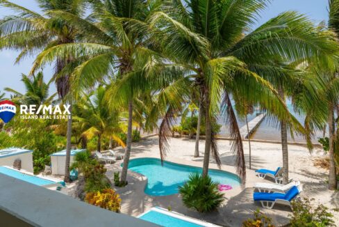 VIEW-THE-BLUE-BEACHFRONT-HOME-RESIZED-WATERMARKED-26