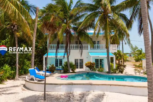 VIEW-THE-BLUE-BEACHFRONT-HOME-RESIZED-WATERMARKED-4
