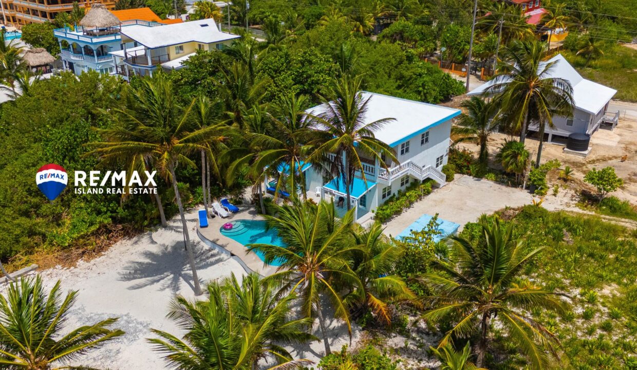 VIEW-THE-BLUE-BEACHFRONT-HOME-RESIZED-WATERMARKED-5